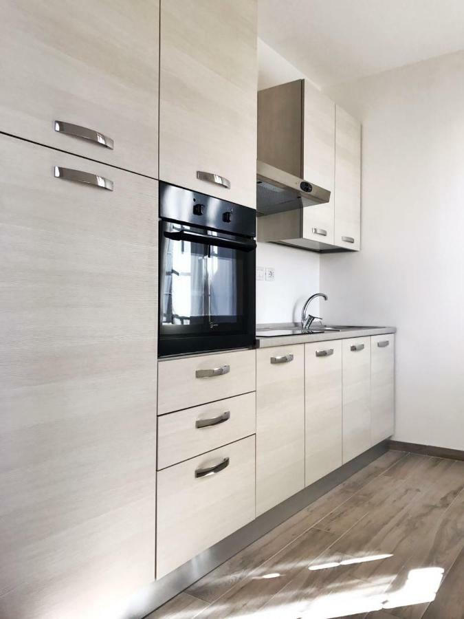 Minisuite Zefiro-Intero Appartamento Ad Uso Esclusivo By Appartamenti Petrucci Foligno Exterior foto