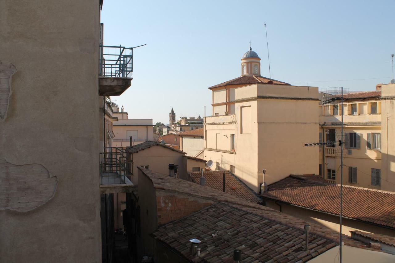 Minisuite Zefiro-Intero Appartamento Ad Uso Esclusivo By Appartamenti Petrucci Foligno Exterior foto